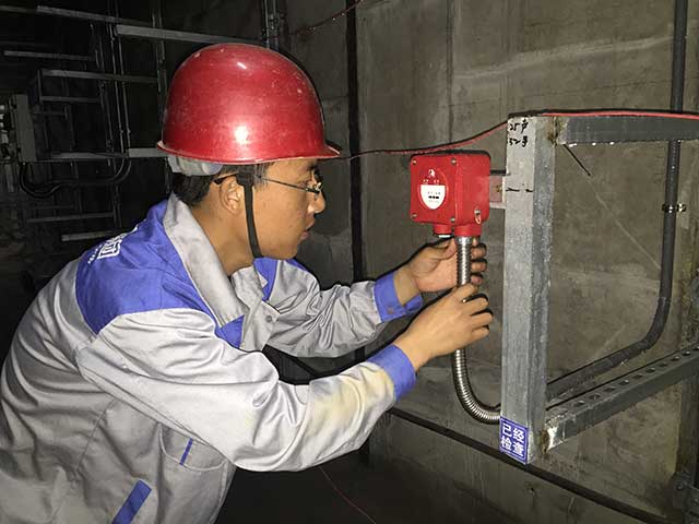 朱洪宇-(2).jpg 朱洪宇-(2).jpg